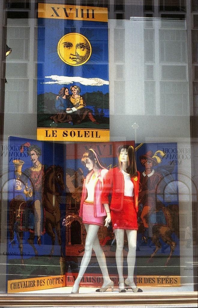 Bergdorf fhanel window display1